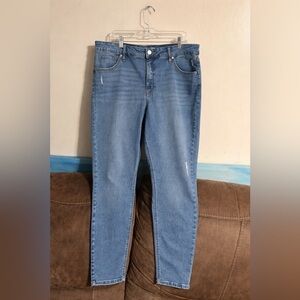 EUC Ava & Viv High Rise Skinny Jeans Size 20